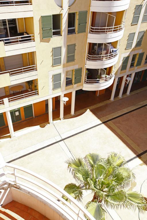 Appartement 3 Personnes Avec Coin Nuit Avec Terrasse Et Parking Quartier Du Port De Nice Pokoj fotografie