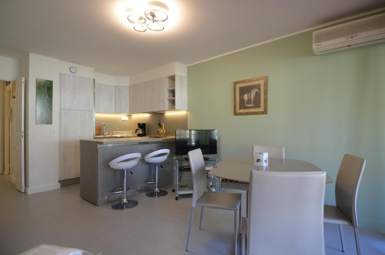 Appartement 3 Personnes Avec Coin Nuit Avec Terrasse Et Parking Quartier Du Port De Nice Exteriér fotografie